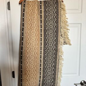 Amana 100% Wool Bohemian Fringe Knit Throw Blanket